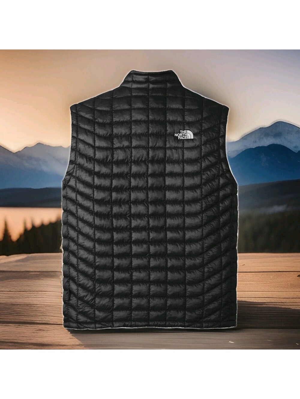 The North Face NF0A3LHD ThermoBall Eco Trekker Vest Puffer Jacket Mens Large Ski